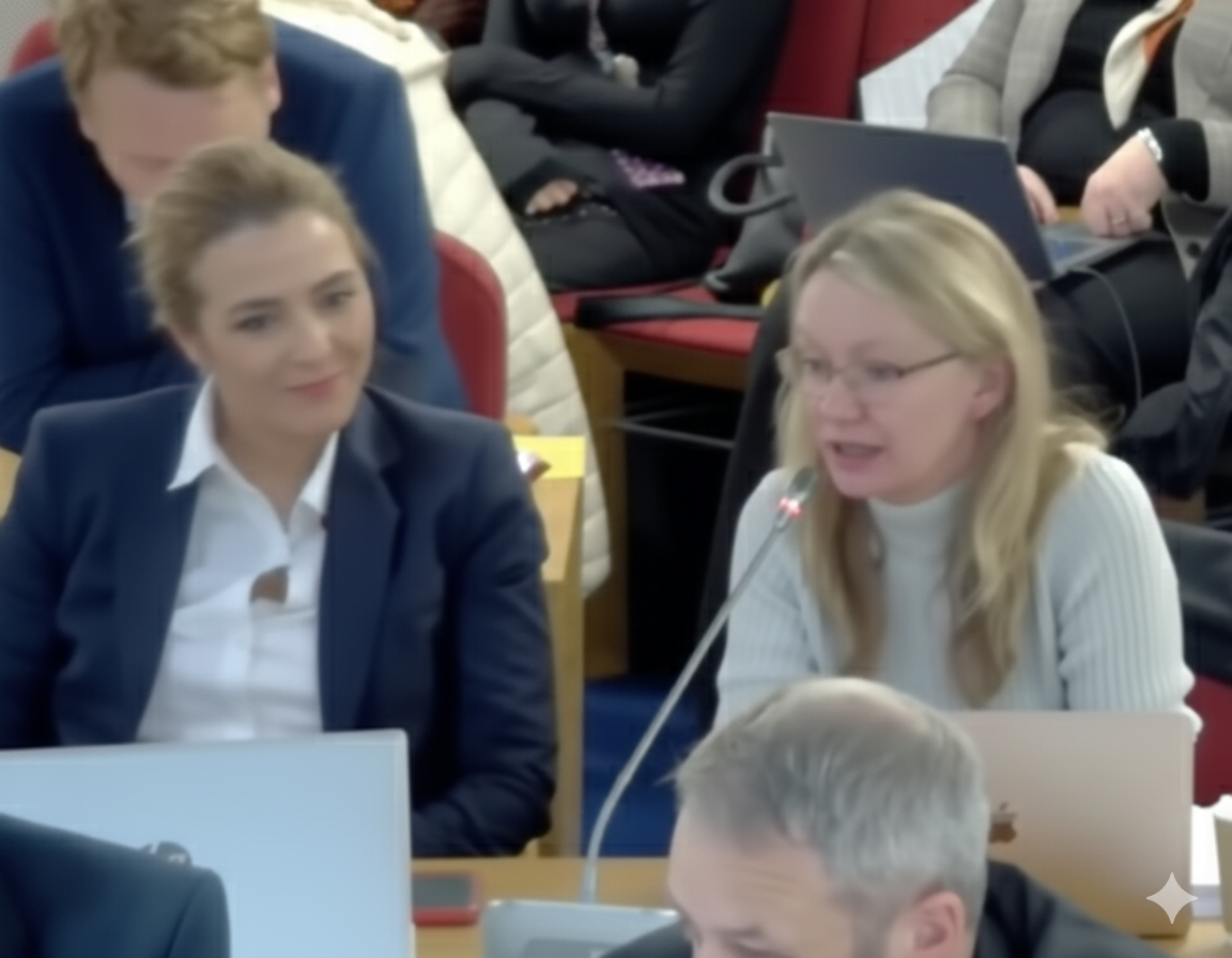 Cllr Allcott (r) with Cllr Sam Ammar in Thursdays (6th) Full Council meeting